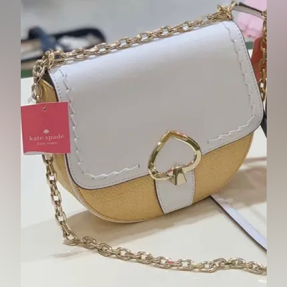 24HR DROP 🎉 Kate Spade Medium Chain Saddle bag